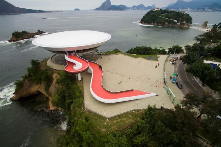 Museu de Arte Contemporânea de Niterói, projeto de Oscar Niemeyer